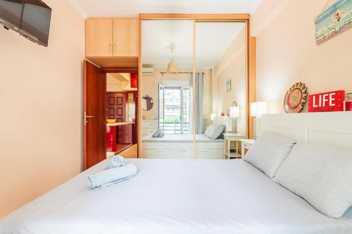 Athens Strawberry Hideaway - City Chic Retreat Kültér fotó