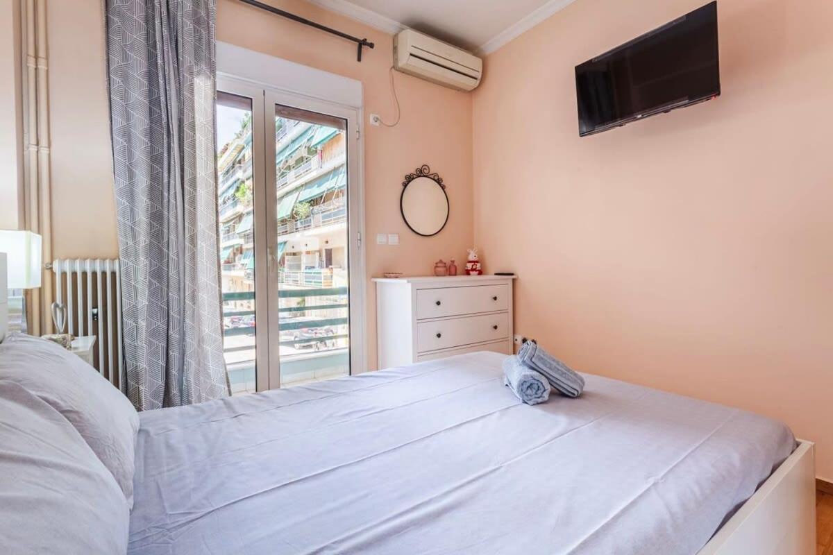 Athens Strawberry Hideaway - City Chic Retreat Kültér fotó